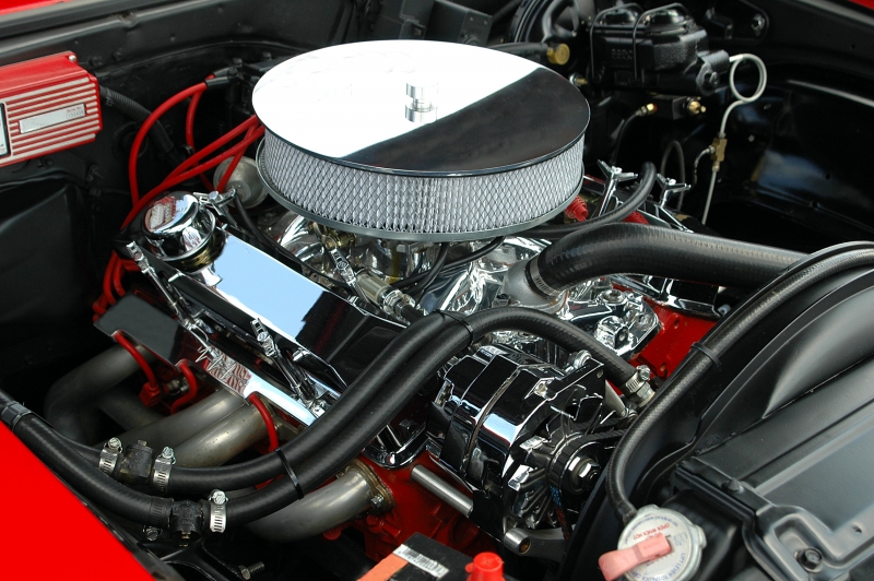 garagiste-LEVENS-min_car-engine-1548434